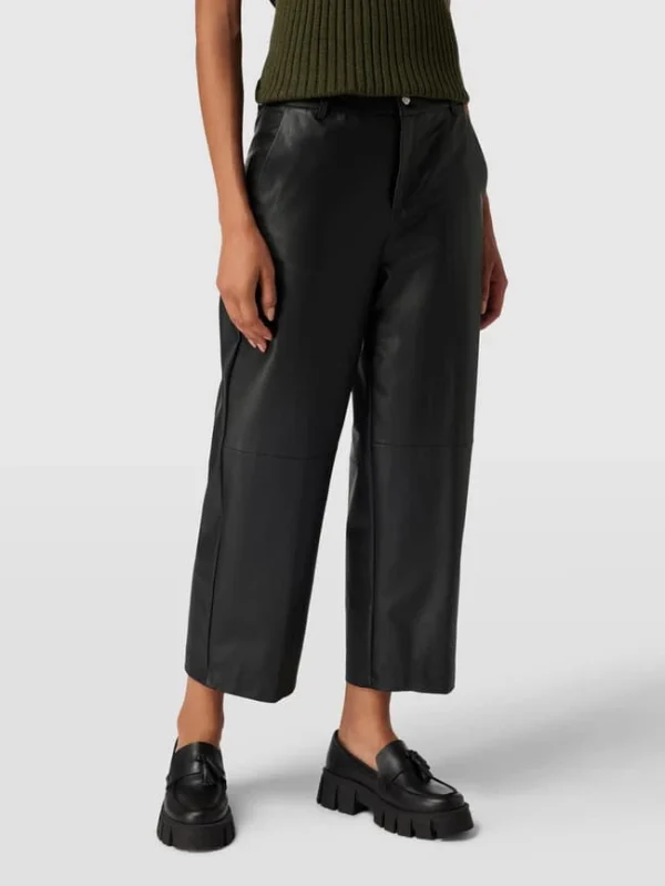 MAC Cropped Hose In Leder-Optik Modell ‘CHIARA’ – Schwarz 5